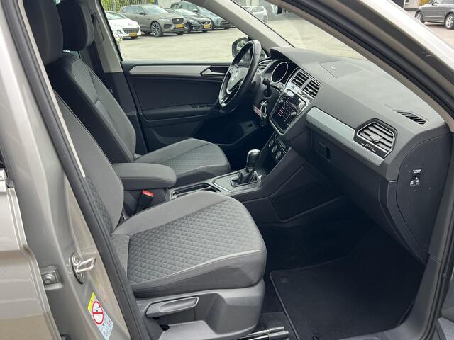 Volkswagen TIGUAN 1.5 TSI ACT Comfortline Business led verl. trekhaak pdc carplay