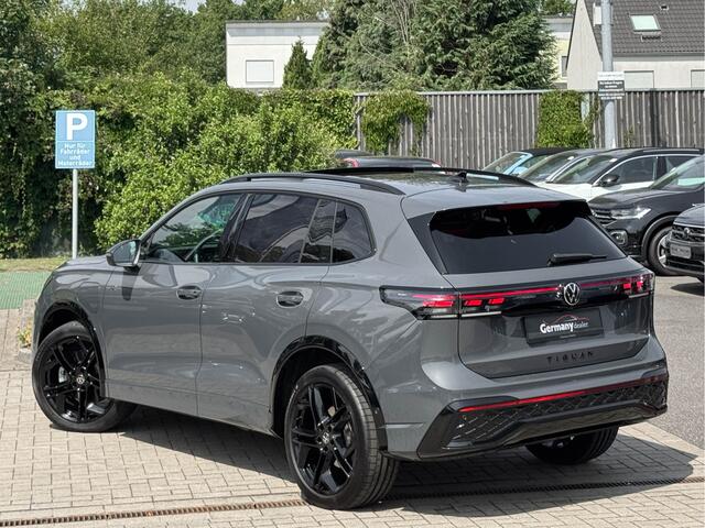 Volkswagen TIGUAN 272pk 1.5 eHybrid R-Line Edition Delphin! Pano 20-Inch Keyless E-Trekh Uitlaatsound VOL!