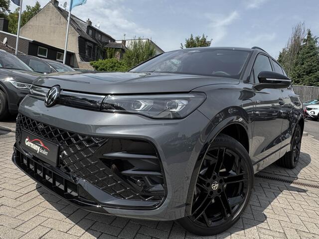 Volkswagen TIGUAN 272pk 1.5 eHybrid R-Line Edition Delphin! Pano 20-Inch Keyless E-Trekh Uitlaatsound VOL!