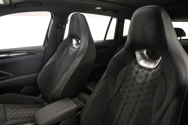 Volkswagen TIGUAN R-Line Edition 1.5 eTSI 150pk DSG Automaat Trekhaak, Panoramadak, Harman Kardon audio, Black Style, Adaptive cruise control, LED matrix koplampen