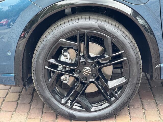 Volkswagen TIGUAN 1.5 eHybrid R-Line Edition Trekhaak | 360° camera | Navi | 20"