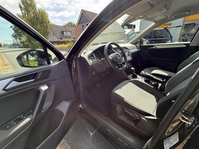 Volkswagen TIGUAN 1.5 TSI 150 PK DSG R-LineoCamera