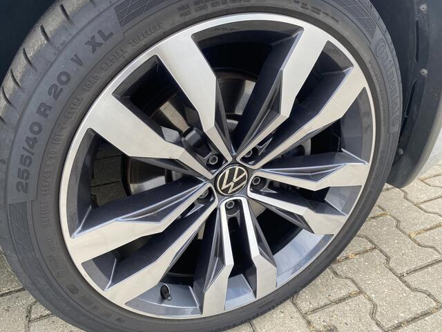 Volkswagen TIGUAN 1.4 TSI eHybrid R-Line Business+ Pano & Leder & Trekhaak & ElecStoelen+Geheugen+Verwarming