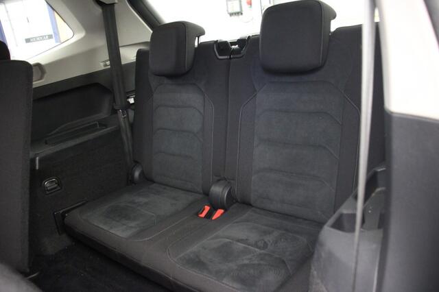 Volkswagen TIGUAN 1.4 TSI Highline 7 Persoons Automaat - Carplay, Camera, Afn.Trekhaak, Stoelverw.