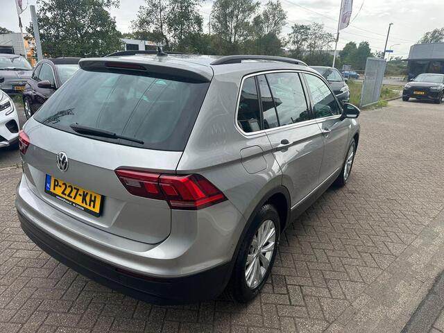 Volkswagen TIGUAN 1.5 TSI ACT Comfortline Business