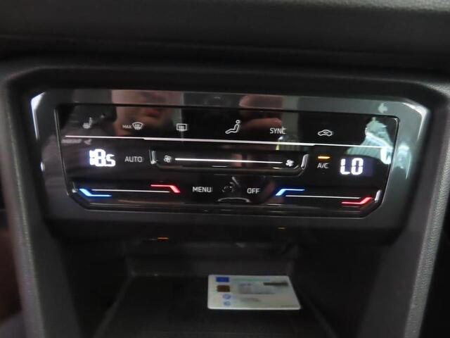 Volkswagen TIGUAN 1.5 TSI Life Bns Panoramadak Navi Camera Ad. Cruise Winter pack Dealeronderhouden