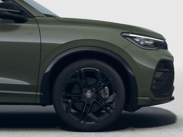 Volkswagen TIGUAN R-Line Edition 1.5 eHybrid 272 pk 6 versn. DSG · Black style pakket · Comfort pakket · Trekhaak incl. aanhangermanoeuvreerhulp (trailer assist) · Incl. Inruilvoordeel ·