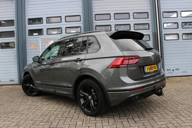 Volkswagen TIGUAN 1.5 TSI ACT Highl Business R Black style Xenon Led Navi Camera T-haak Bj:2020