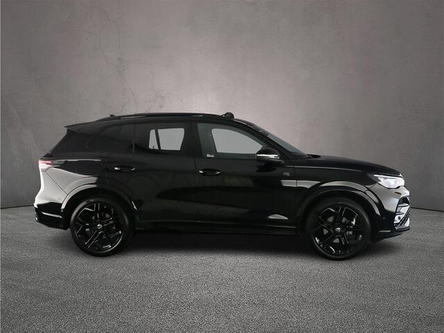 Volkswagen TIGUAN R-Line Edition 1.5 eTSI 150pk DSG Automaat Trekhaak, Harman Kardon audio, Panoramadak, Adaptive cruise control, Black Style, Achteruitrijcamera, Elektrische achterklep