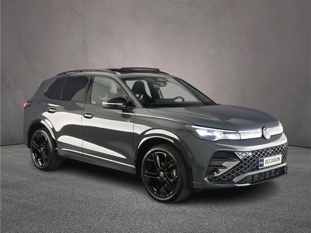 Volkswagen TIGUAN R-Line Edition 1.5 eTSI 150pk DSG Automaat Trekhaak, Panoramadak, Harman Kardon audio, Navigatie, Adaptive cruise control, Elektrische achterklep, Achteruitrijcamera