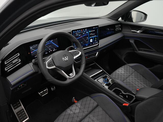 Volkswagen TIGUAN 1.5 eHybrid 272 pk DSG R-Line Edition | Panoramadak | Adaptief onderstel | Stuur-/stoelverwarming | Achteruitrijcamera | Massage