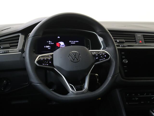 Volkswagen TIGUAN 1.4 TSI eHybrid R-Line | Stoel en Stuurverwarming | Carplay | Adaptive Cruise Control |