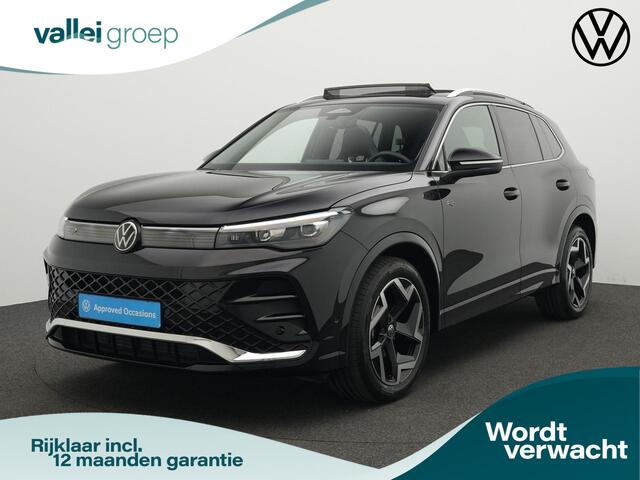 Volkswagen TIGUAN 1.5 eTSI 150 pk DSG R-Line Edition | Panoramadak | Trekhaak | Stuur-/stoelverwarming | Achteruitrijcamera | Massage