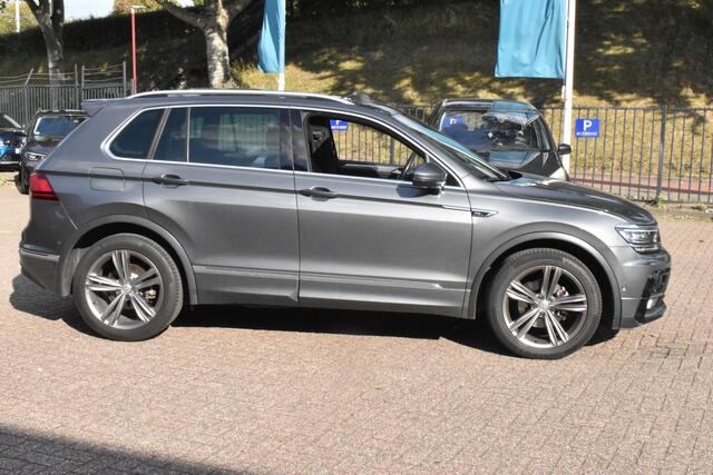 Volkswagen TIGUAN 1.4 TSI ACT Comfortline Business R | Rondomzicht Camera | Schuifdak | Digitaal dashboard | 12 mnd BOVAG garantie Whatsapp 06-53188999