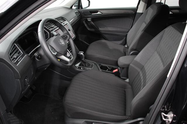 Volkswagen TIGUAN Allspace 1.5 TSI DSG Life 7p. | Navigatie | Camera | Adaptive Cruise Control | Elektrische Achterklep | Elektrische Trekhaak |