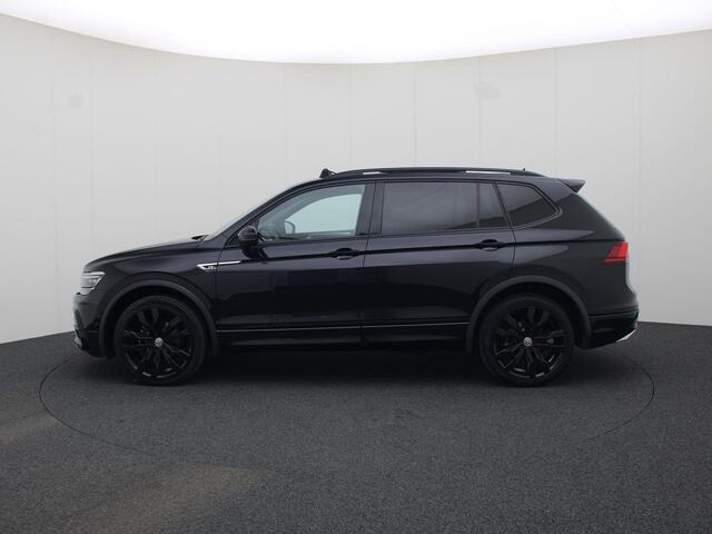 Volkswagen TIGUAN Allspace 1.5 TSI Highline Business R 7p. Panoramadak · Trekhaak · Camera + Parkeersensoren ·
