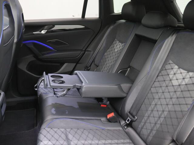 Volkswagen TIGUAN 1.5 eHybrid R-Line Edition 272PK DSG Panoramadak, Harman & Kardon, LED-Matrix, Winterpakket Plus, Navigatie, Side Assist, Keyless, Black Style, 19" LM Velgen