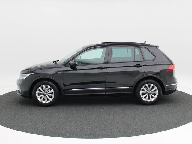 Volkswagen TIGUAN 1.5 TSi 150 Pk Automaat Life | Trekhaak | Adaptive Cruise | Carplay | Climate Control | Parkeersensoren | Navigatiesysteem | LED | 17 Inch | 76.555 Km