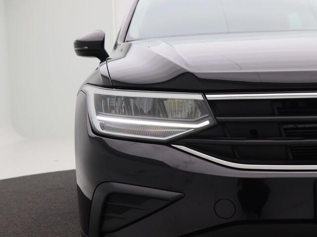 Volkswagen TIGUAN 1.5 TSi 150 Pk Automaat Life | Trekhaak | Adaptive Cruise | Carplay | Climate Control | Parkeersensoren | Navigatiesysteem | LED | 17 Inch | 76.555 Km