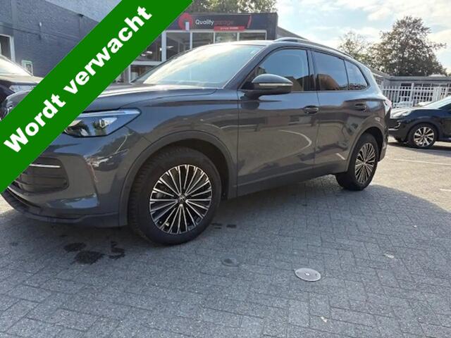 Volkswagen TIGUAN 1.5 eTSI Life Edition | Automaat | Stoelverwarming | Digital Cockpit | Navigatie | Achteruitrijcamera | IQ-Light LED Matrix |