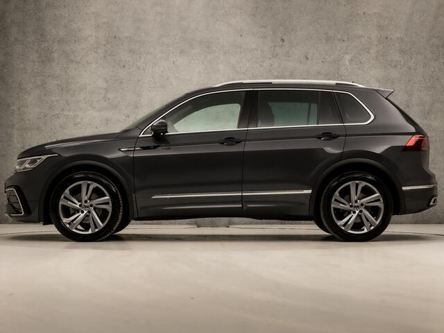 Volkswagen TIGUAN 1.5 TSI R-Line 150Pk Automaat (2X R-LINE, PANORAMADAK, ALCANTARA, APPLE CARPLAY, STUUR/STOELVERWARMING, CAMERA, IQ LIGHT, KEYLESS, ADAPTIVE CRUISE, ELEK ACHTERKLEP, NIEUWSTAAT)