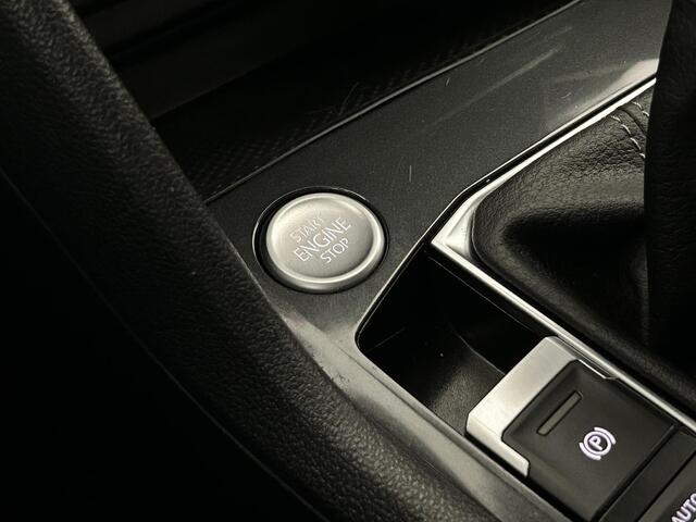 Volkswagen TIGUAN 1.5 TSI 150pk DSG R-Line Business+ Black Style Trekhaak Camera Head-Up Keyless Virtual Cockpit Navigatie Panoramadak