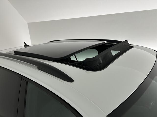 Volkswagen TIGUAN 1.5 TSI 150pk DSG R-Line Business+ Black Style Trekhaak Camera Head-Up Keyless Virtual Cockpit Navigatie Panoramadak