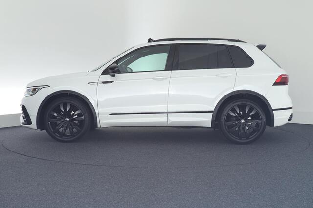 Volkswagen TIGUAN 1.5 TSI 150pk DSG R-Line Business+ Black Style Trekhaak Camera Head-Up Keyless Virtual Cockpit Navigatie Panoramadak