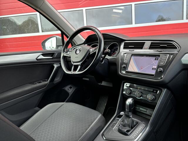 Volkswagen TIGUAN 1.4 TSI ACT Comfortline AUTOMAAT / TREKHAAK / NWE DRIEM / CAMERA / NAVI / CLIMA / PDC / BLUETOOTH / CRUISE / NL-AUTO