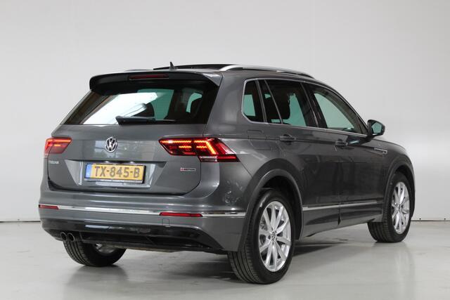 Volkswagen TIGUAN 2.0 TSI 4Motion Highline R-Line | Pano | Camera | Virtual