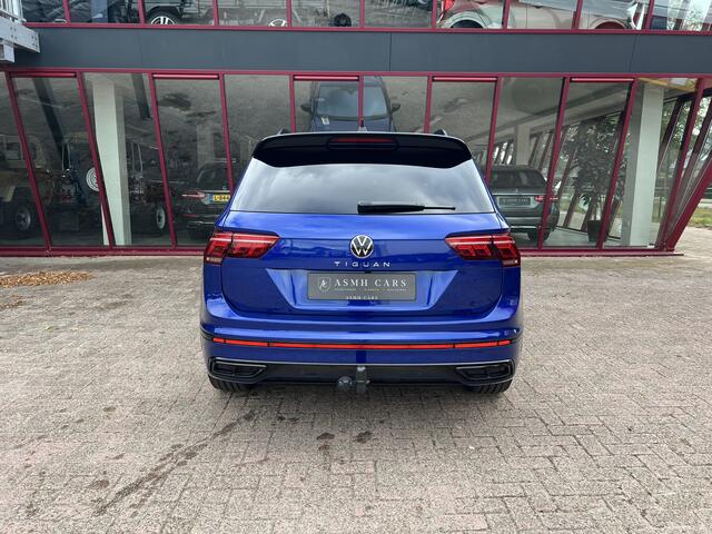 Volkswagen TIGUAN 1.5 TSI R-Line Business | 3x R-line| Pano | NL-auto | Trekhaak |