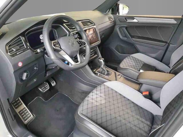 Volkswagen TIGUAN 1.4 TSI eHybrid 245pk PHEV R-Line Black Style / Panoramadak / Head Up / 360 Camera / Wordt Verwacht