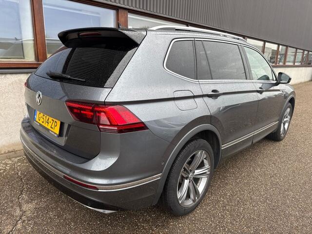 Volkswagen TIGUAN 1.5 TSI Highline Business R - 7 Zits - Panodak - Trekhaak -