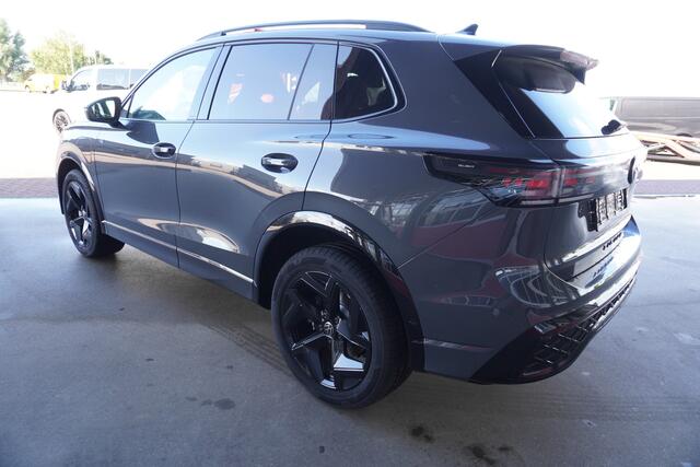 Volkswagen TIGUAN 1.5 eHybrid R-Line Edition 272 PK Hybride nr.V012 | Climate | panorama dak | Trekhaak