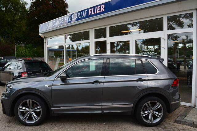 Volkswagen TIGUAN 1.5 TSI ACT Highline R-Line DSG | Orig. NL | NAP | Trekhaak |
