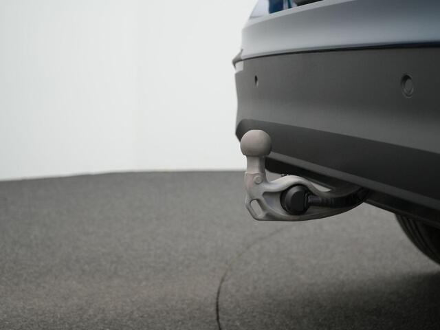 Volkswagen TIGUAN 1.5 eHybrid 204 pk DSG Life Edition | Trekhaak | Stuur-/achterbankverwarming | Achteruitrijcamera