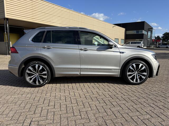 Volkswagen TIGUAN 1.4 TSI 4Motion Highline automaat [ panodak,leer,R-Line,virtual dash,fm navi,camera ]