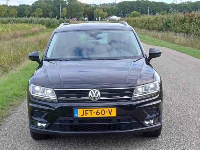 Volkswagen TIGUAN 1.4 TSI Comfortline Business /Camera/Carplay/Navi/Cruise/18"/