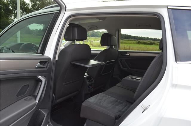 Volkswagen TIGUAN Allspace 1.5 TSI Comfortline Business Trekhaak wegklapbaar | Carplay | a.Camera | Elektr achterklep | Stoelverwarming