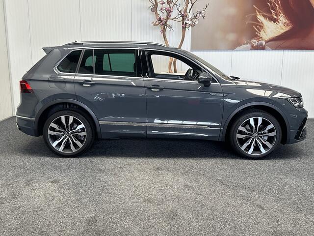 Volkswagen TIGUAN 1.5 eHybrid R-Line VOL !! NIEUWSTAAT !!! PANORAMADAK 360 CAMERA NAVIGATIE ADAPTIVE CRUISE CONTROL CLIMATE CONTROL APPLE CARPLAY/ANDROID RIJSTROOKSENSOREN DODEHOEKSENSOREN PDC ZEER MOOI !! 3010