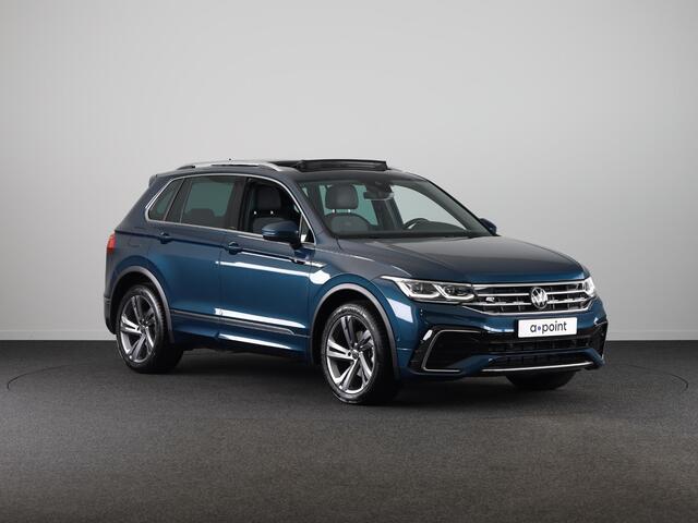 Volkswagen TIGUAN 1.5 TSI R-Line Business 150PK | Automaat (DSG) | Panoramadak | Wegklapbare trekhaak | Camera | Stoelverwarming