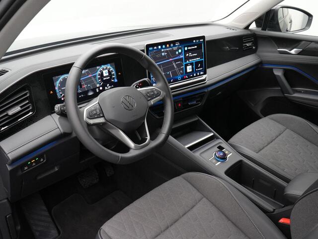 Volkswagen TIGUAN 1.5 eTSI 131 pk DSG Life Edition | LED Plus koplampen | Trekhaak | Stoelverwarming | Park Asssit | Adaptive Cruise | 18 inch
