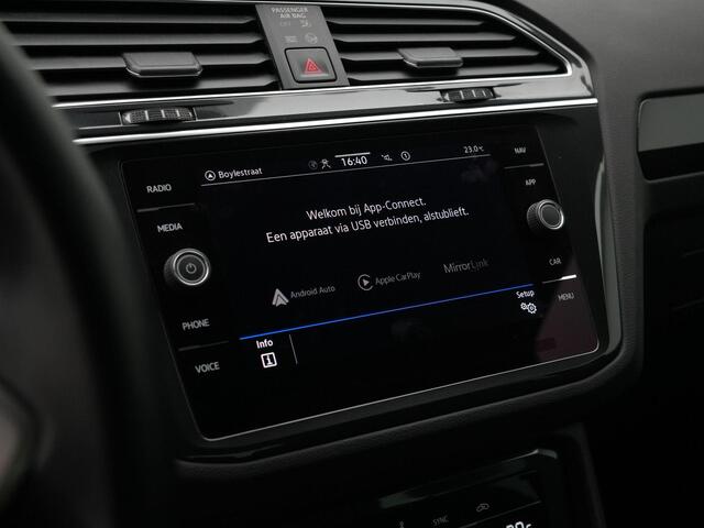 Volkswagen TIGUAN 1.4 TSI 245 pk DSG eHybrid Elegance | IQ Light | Achteruitrijcamera | Navigatie | Adaptive Cruise