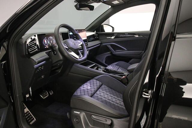 Volkswagen TIGUAN R-Line Edition 1.5 TSI eHybrid 272pk DSG Automaat Black Style, Trekhaak, Panoramadak, Adaptive cruise control, Achteruitrijcamera, Elektrische achterklep