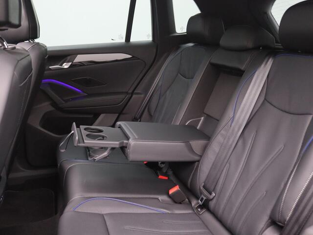 Volkswagen TIGUAN 1.5 eHybrid R-Line Edition 272PK DSG Pano-Schuifdak, Lederen Bekleding, Head-Up Display, 360gr. Camera, Stoelverwarming & Koeling, Matrix-LED Verlichting, Trekhaak, 20" LM Velgen, Adaptieve Cruise Controle,