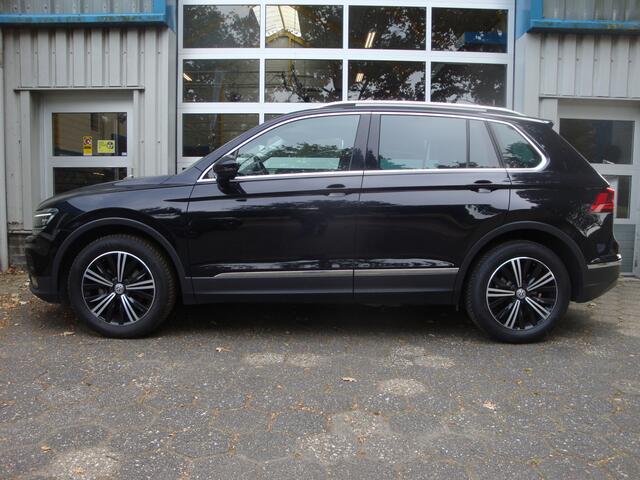 Volkswagen TIGUAN 1.4 TSI ACT Highline / Trekhaak / Lederen bekleding
