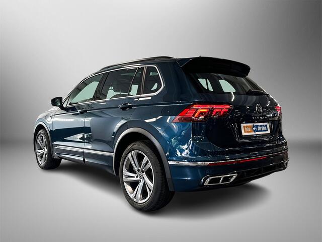 Volkswagen TIGUAN 1.4 245pk TSI eHybrid R-Line Business+ Verwarmbaar stuurwiel | Panoramisch schuif-, kanteldak | Koplampverlichting LED 'Matrix' (IQ.Light)