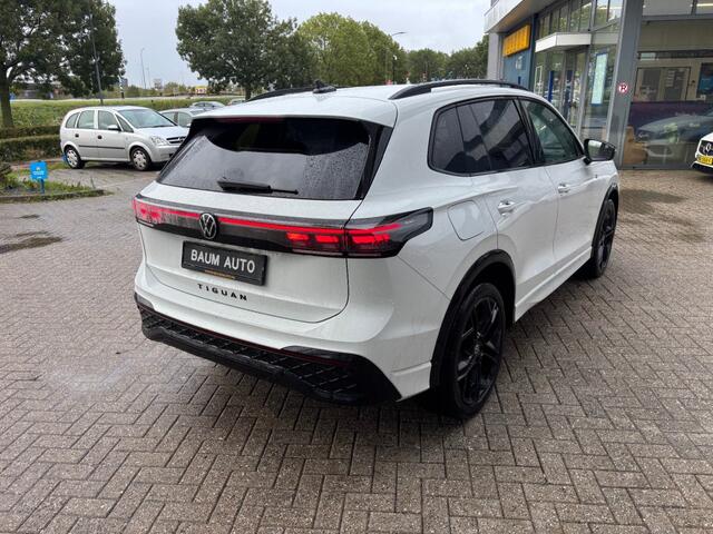 Volkswagen TIGUAN 2.0 TDI R-LINE AUTOMAAT 150PK AIRCO NAVI BIGSCREEN PDC-CAMERA CRUISE.