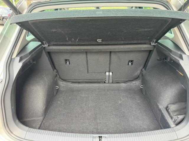 Volkswagen TIGUAN 1.4 TSI ACT R-Line | 1ste eigenaar | Keyless | elk. achterklep