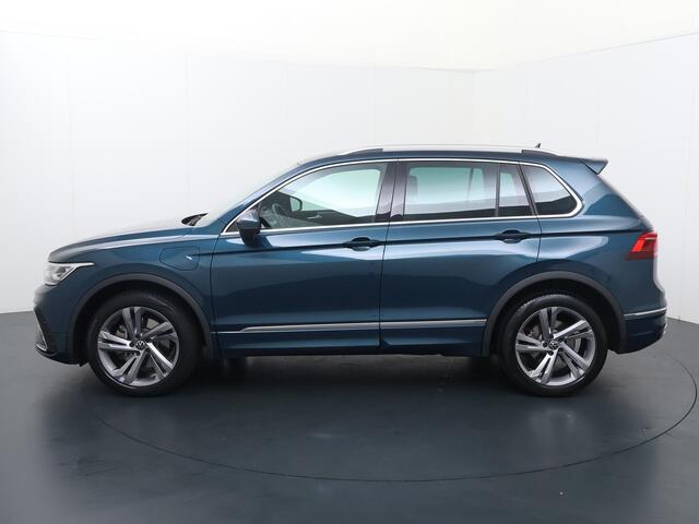 Volkswagen TIGUAN 1.4 TSI eHybrid R-Line Business+ | 245PK | SoH 89% | Multifunctioneel stuurwiel | Cruisecontrol | Achteruitrij camera |